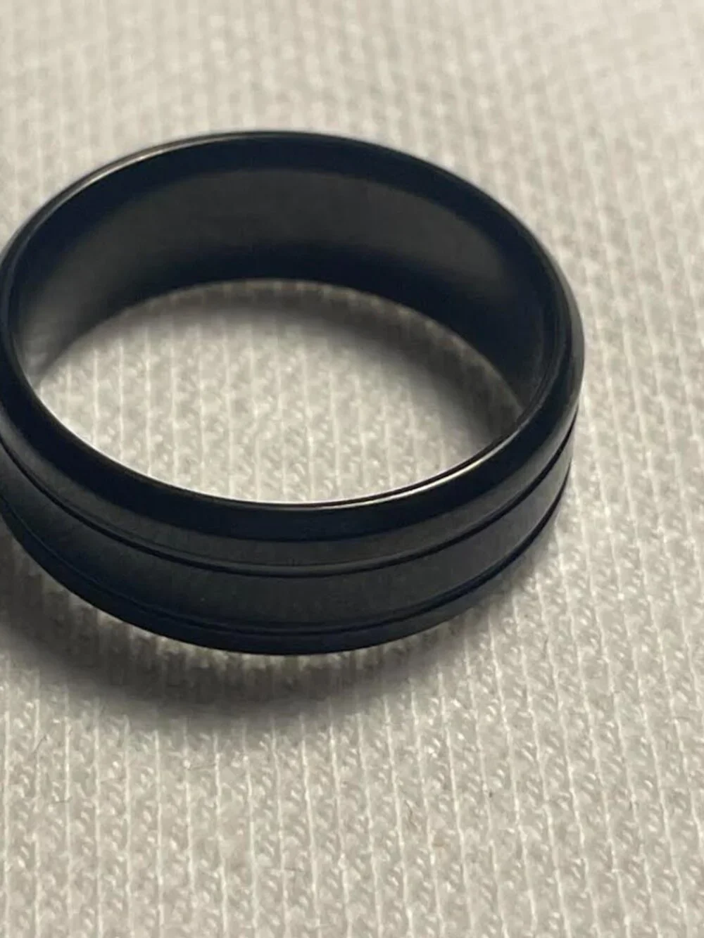 MR068 – Men’s Black Double Groove Band Ring | Size 10 | Modern Classic Ring
